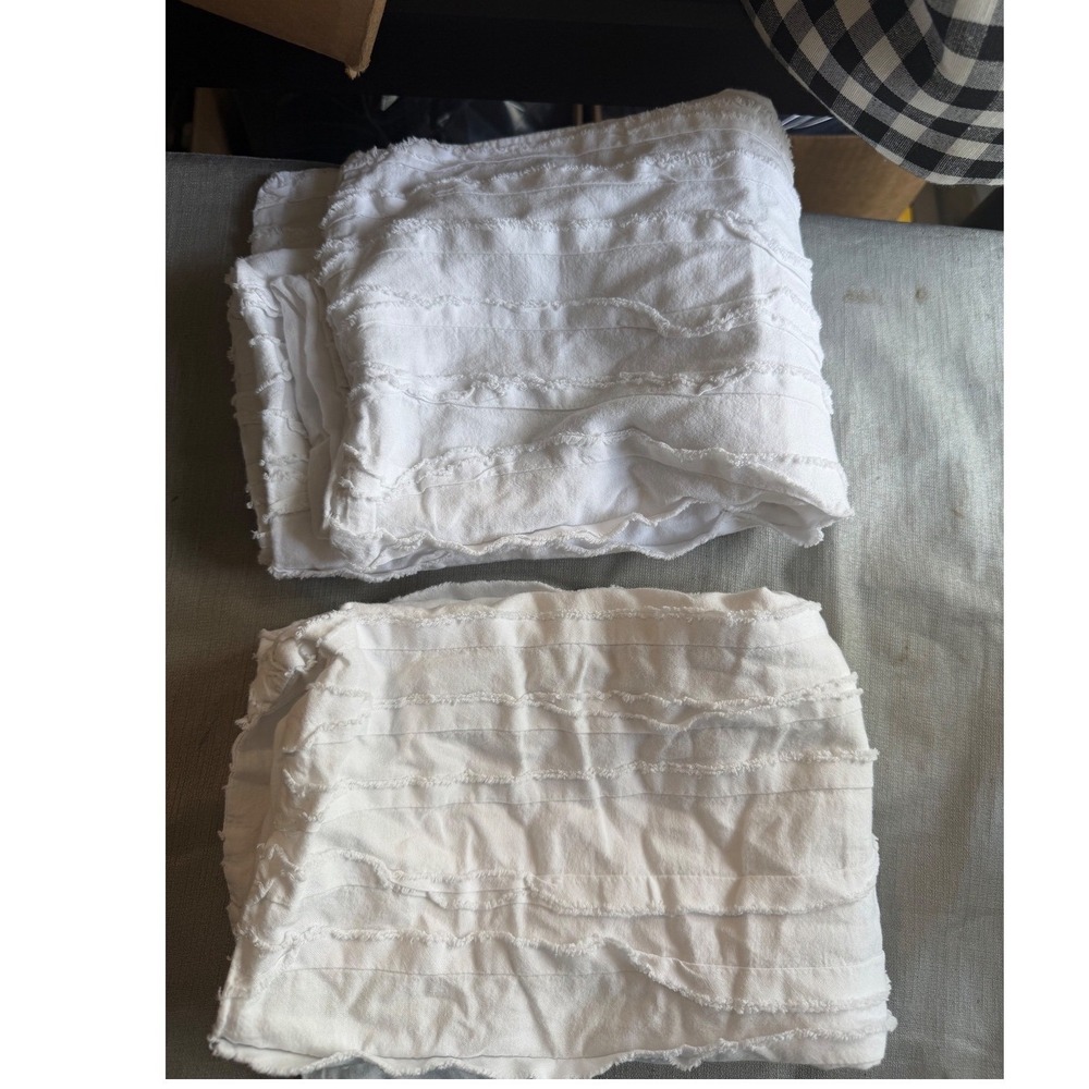 Pottery Barn White 100% Cotton Ruffle Textured Standard Pillow Shams Set of 2